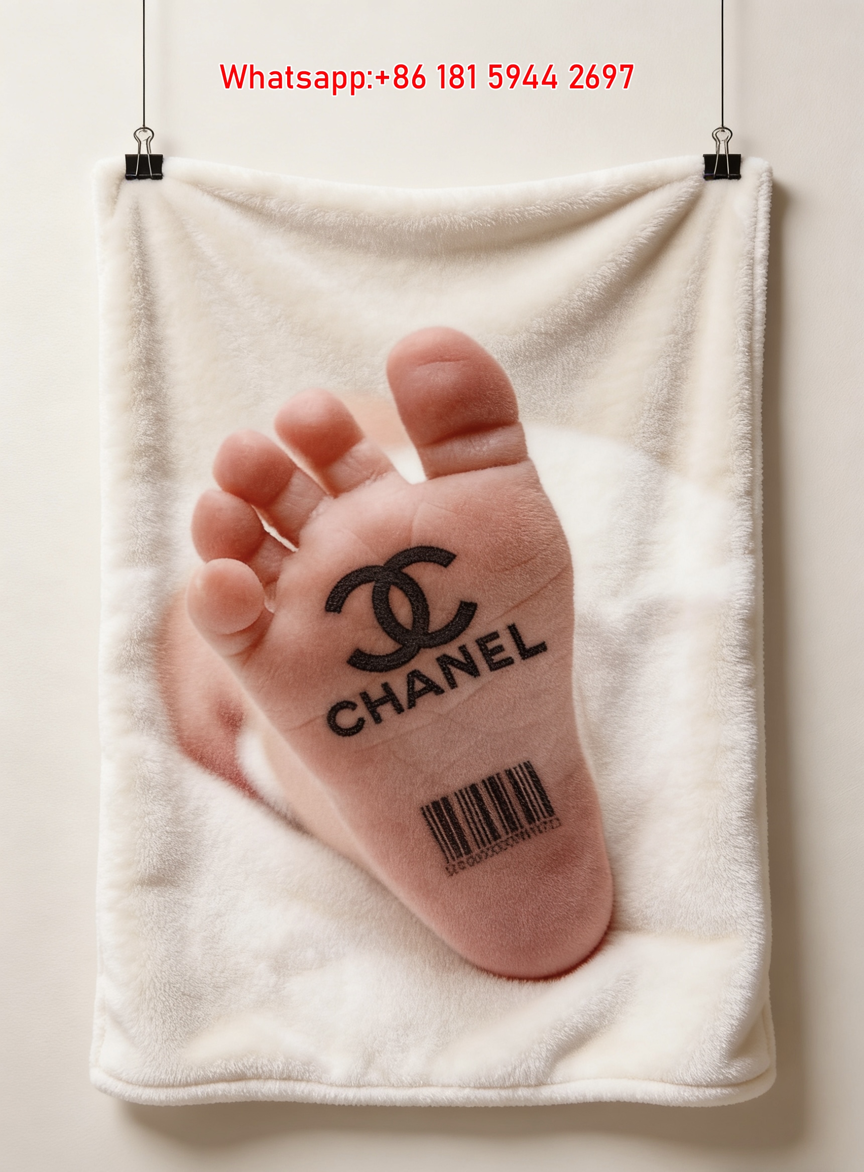 Chanel Baby Footprint Flannel Sofa Throw Blanket IMG_6747